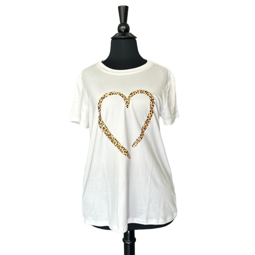 Heart Shape Graphic T- Shirt